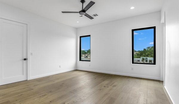 110 Clearwater Drive, Kingsland, TX 78639, 4 Bedrooms Bedrooms, ,5 BathroomsBathrooms,Residential,For Sale,110 Clearwater Drive,173286
