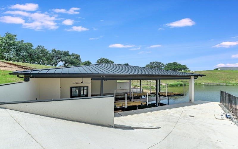 110 Clearwater Drive, Kingsland, TX 78639, 4 Bedrooms Bedrooms, ,5 BathroomsBathrooms,Residential,For Sale,110 Clearwater Drive,173286