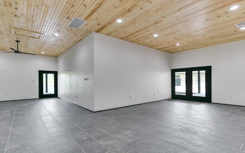 110 Clearwater Drive, Kingsland, TX 78639, 4 Bedrooms Bedrooms, ,5 BathroomsBathrooms,Residential,For Sale,110 Clearwater Drive,173286