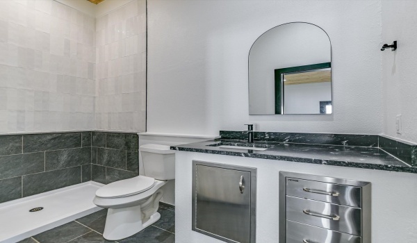 110 Clearwater Drive, Kingsland, TX 78639, 4 Bedrooms Bedrooms, ,5 BathroomsBathrooms,Residential,For Sale,110 Clearwater Drive,173286