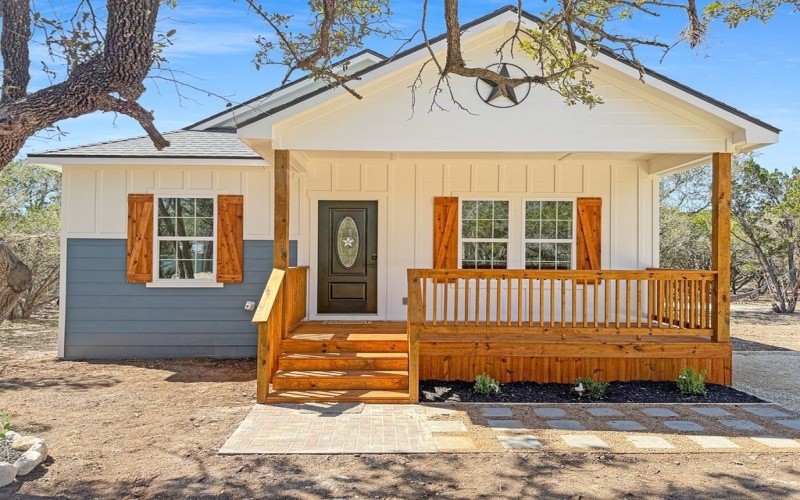 660 Skyline Dr, Bandera, TX 78003, 2 Bedrooms Bedrooms, ,2 BathroomsBathrooms,Residential,For Sale,660 Skyline Dr,118496