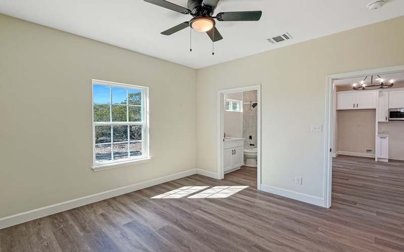 660 Skyline Dr, Bandera, TX 78003, 2 Bedrooms Bedrooms, ,2 BathroomsBathrooms,Residential,For Sale,660 Skyline Dr,118496