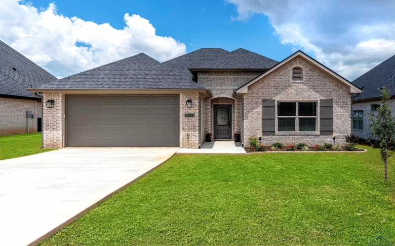 1513 Wellington Lane, Longview, TX 75605, 3 Habitaciones Habitaciones , ,2 BañosBaños,Residential,En Venta,1513 Wellington Lane,20253277