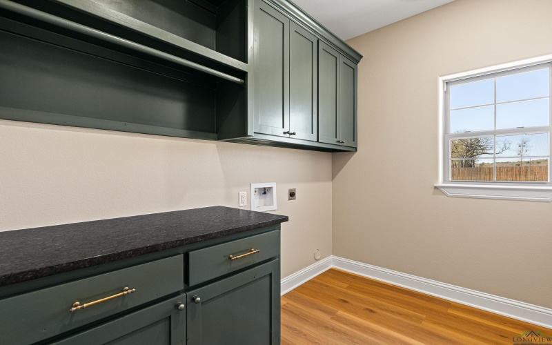 169 Andres Ln, Kilgore, TX 75662, 4 Bedrooms Bedrooms, ,2 BathroomsBathrooms,Residential,For Sale,169 Andres Ln,20251412