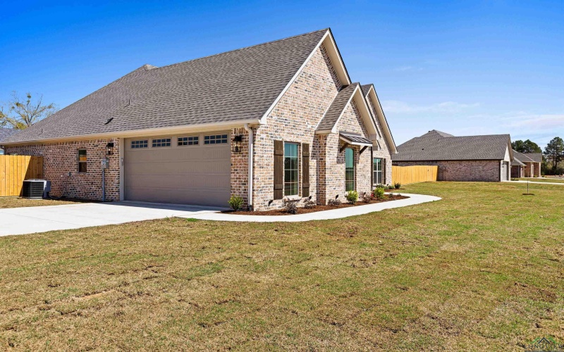 169 Andres Ln, Kilgore, TX 75662, 4 Bedrooms Bedrooms, ,2 BathroomsBathrooms,Residential,For Sale,169 Andres Ln,20251412