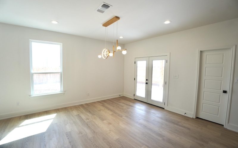 7019 18th Place, Lubbock, TX 79416, 4 Habitaciones Habitaciones , ,2 BañosBaños,Residential,En Venta,7019 18th Place,202553893