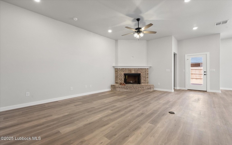 3410 Farmhouse Avenue, Wolfforth, TX 79382, 4 Habitaciones Habitaciones , ,2 BañosBaños,Residential,En Venta,3410 Farmhouse Avenue,202554510