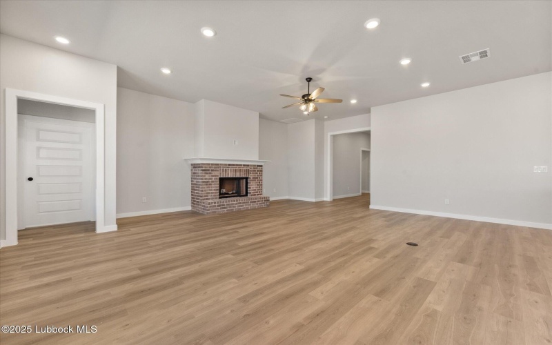 2908 Ranch Avenue, Wolfforth, TX 79382, 4 Bedrooms Bedrooms, ,3 BathroomsBathrooms,Residential,For Sale,2908 Ranch Avenue,202554511