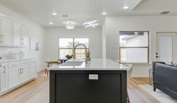 1307 Quincy Avenue, Lubbock, TX 79416, 3 Bedrooms Bedrooms, ,2 BathroomsBathrooms,Residential,For Sale,1307 Quincy Avenue,202554536