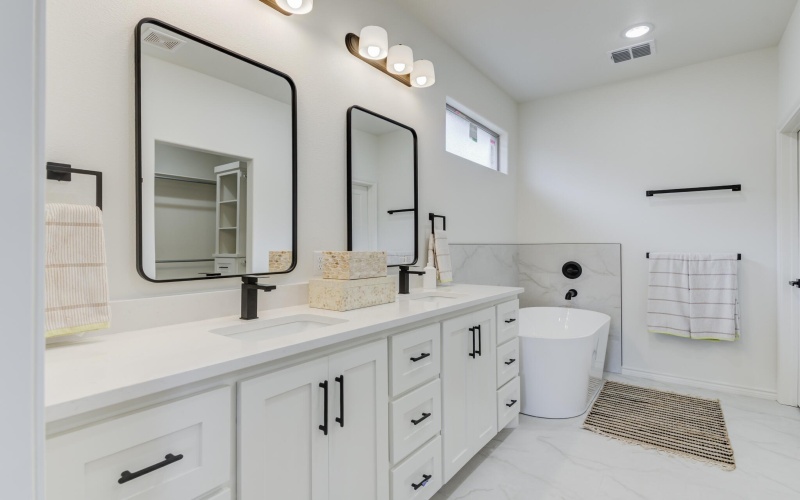1307 Quincy Avenue, Lubbock, TX 79416, 3 Bedrooms Bedrooms, ,2 BathroomsBathrooms,Residential,For Sale,1307 Quincy Avenue,202554536