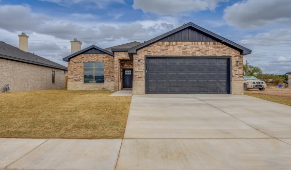 1309 Quincy Avenue, Lubbock, TX 79416, 3 Bedrooms Bedrooms, ,2 BathroomsBathrooms,Residential,For Sale,1309 Quincy Avenue,202554537