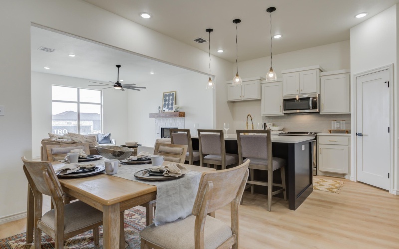 1309 Quincy Avenue, Lubbock, TX 79416, 3 Bedrooms Bedrooms, ,2 BathroomsBathrooms,Residential,For Sale,1309 Quincy Avenue,202554537