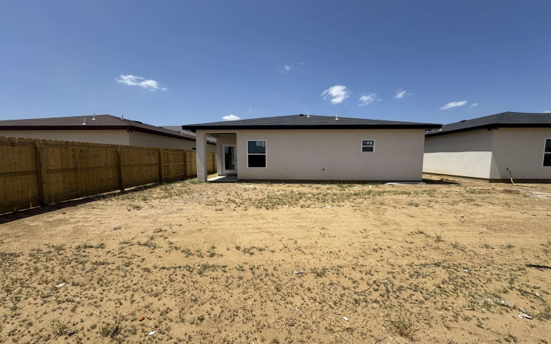 209 Lusitano Dr., Laredo, TX 78046, 3 Bedrooms Bedrooms, ,2 BathroomsBathrooms,Residential,For Sale,209 Lusitano Dr.,20252028