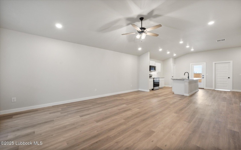 2216 134th Street, Lubbock, TX 79423, 3 Bedrooms Bedrooms, ,2 BathroomsBathrooms,Residential,For Sale,2216 134th Street,202554483