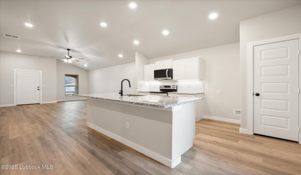 2216 134th Street, Lubbock, TX 79423, 3 Bedrooms Bedrooms, ,2 BathroomsBathrooms,Residential,For Sale,2216 134th Street,202554483