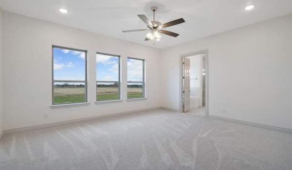 209 Coalson Crossing, Azle, TX 76020, 5 Bedrooms Bedrooms, ,3 BathroomsBathrooms,Residential,For Sale,209 Coalson Crossing,20724941