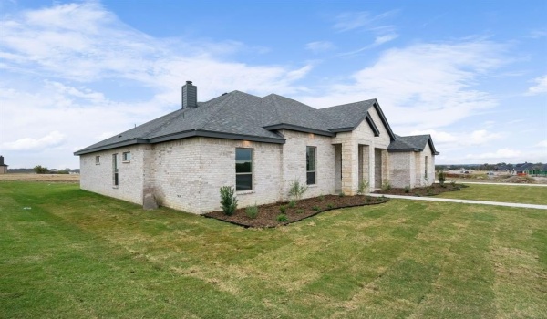 209 Coalson Crossing, Azle, TX 76020, 5 Bedrooms Bedrooms, ,3 BathroomsBathrooms,Residential,For Sale,209 Coalson Crossing,20724941