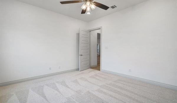 209 Coalson Crossing, Azle, TX 76020, 5 Bedrooms Bedrooms, ,3 BathroomsBathrooms,Residential,For Sale,209 Coalson Crossing,20724941