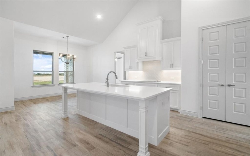 209 Coalson Crossing, Azle, TX 76020, 5 Bedrooms Bedrooms, ,3 BathroomsBathrooms,Residential,For Sale,209 Coalson Crossing,20724941