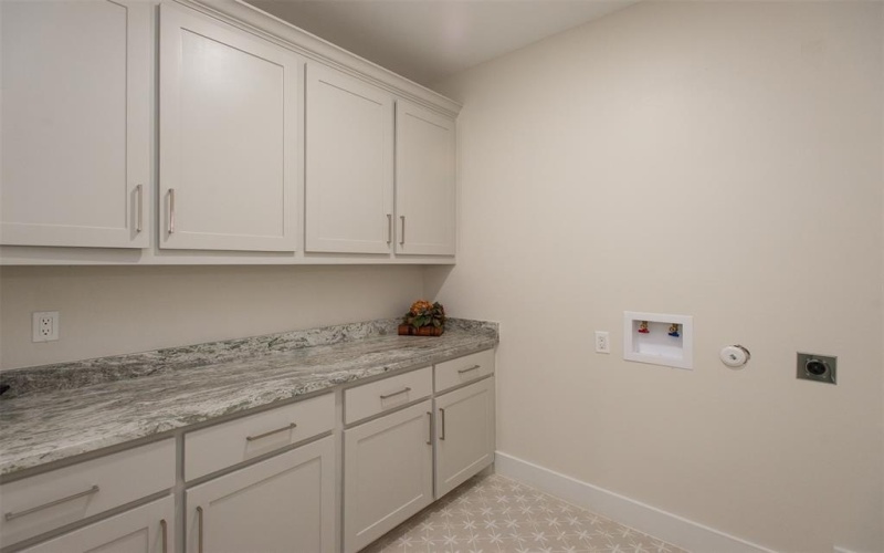 200 Splitrail Drive, Mabank, TX 75143, 4 Bedrooms Bedrooms, ,2 BathroomsBathrooms,Residential,For Sale,200 Splitrail Drive,20726404
