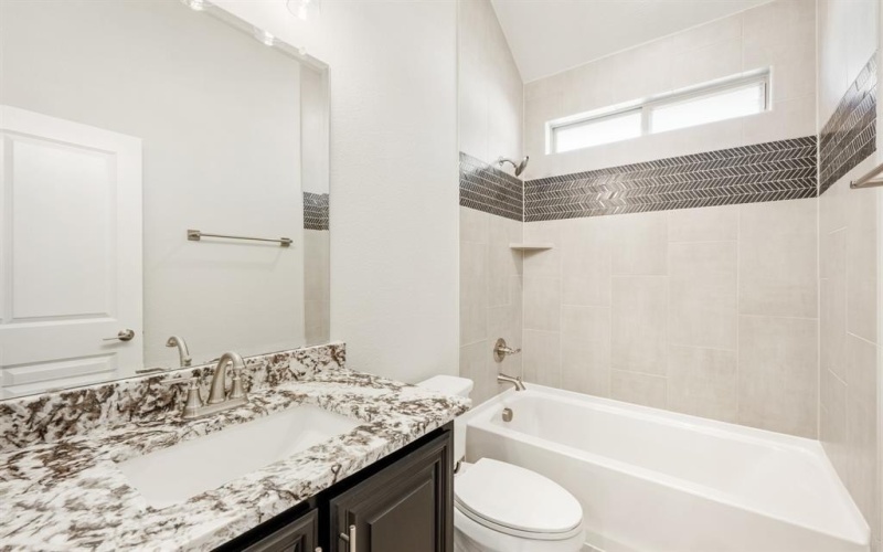 914 S Bluebird Lane, Midlothian, TX 76065, 4 Habitaciones Habitaciones , ,3 BañosBaños,Residential,En Venta,914 S Bluebird Lane,20726464