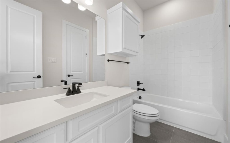 1813 River Hills Court, Midlothian, TX 76065, 4 Habitaciones Habitaciones , ,3 BañosBaños,Residential,En Venta,1813 River Hills Court,20726466