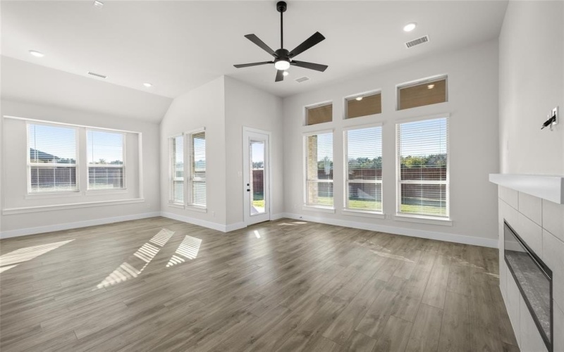 1813 River Hills Court, Midlothian, TX 76065, 4 Habitaciones Habitaciones , ,3 BañosBaños,Residential,En Venta,1813 River Hills Court,20726466