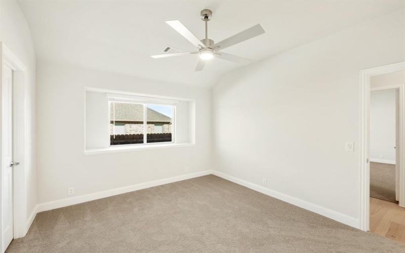 926 S Bluebird Lane, Midlothian, TX 76065, 4 Habitaciones Habitaciones , ,3 BañosBaños,Residential,En Venta,926 S Bluebird Lane,20726486
