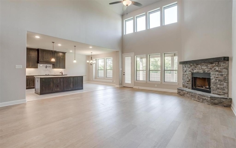 5201 Rutherford Drive, Midlothian, TX 76065, 4 Habitaciones Habitaciones , ,3 BañosBaños,Residential,En Venta,5201 Rutherford Drive,20726564