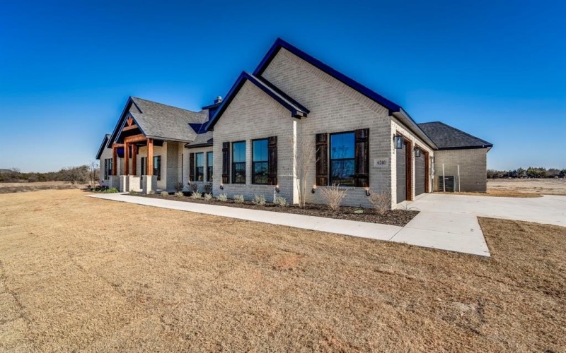 6240 Cedar Elm Road, Midlothian, TX 76065, 4 Bedrooms Bedrooms, ,3 BathroomsBathrooms,Residential,For Sale,6240 Cedar Elm Road,20727259