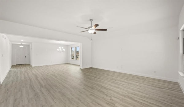 805 Topaz Trail, Azle, TX 76020, 4 Bedrooms Bedrooms, ,3 BathroomsBathrooms,Residential,For Sale,805 Topaz Trail,20728764