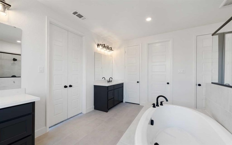 2869 Shane Drive, Midlothian, TX 76065, 4 Bedrooms Bedrooms, ,3 BathroomsBathrooms,Residential,For Sale,2869 Shane Drive,20730658