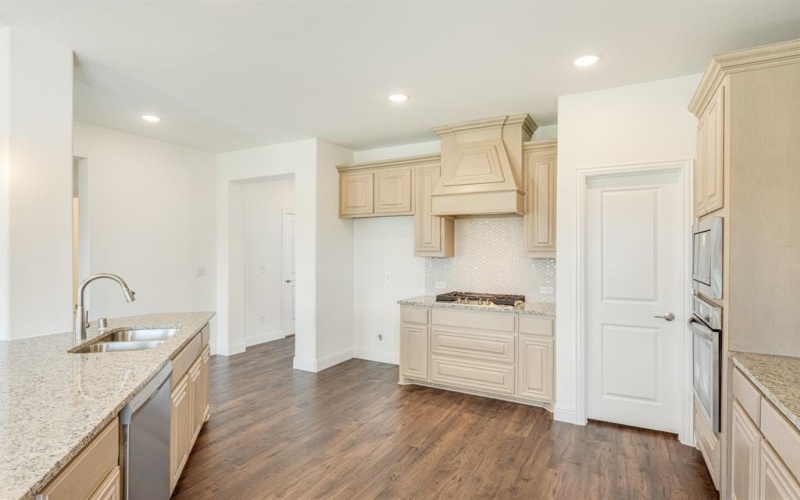308 Mandarin Circle, Wylie, TX 75098, 5 Bedrooms Bedrooms, ,3 BathroomsBathrooms,Residential,For Sale,308 Mandarin Circle,20748190