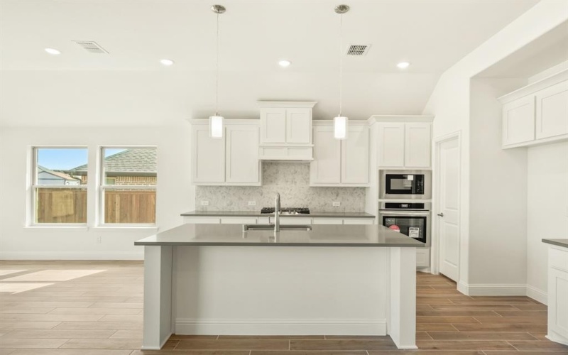 301 Mandarin Circle, Wylie, TX 75098, 5 Bedrooms Bedrooms, ,5 BathroomsBathrooms,Residential,For Sale,301 Mandarin Circle,20748232