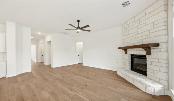 121 Verbena Ridge Drive, Fort Worth, TX 76131, 4 Bedrooms Bedrooms, ,2 BathroomsBathrooms,Residential,For Sale,121 Verbena Ridge Drive,20748287