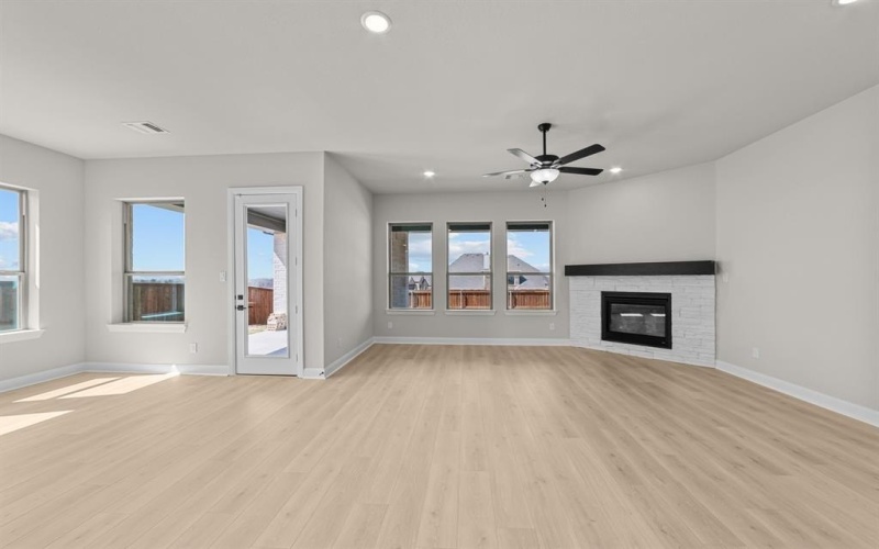 113 Calf Lane, Midlothian, TX 76065, 4 Habitaciones Habitaciones , ,3 BañosBaños,Residential,En Venta,113 Calf Lane,20748450