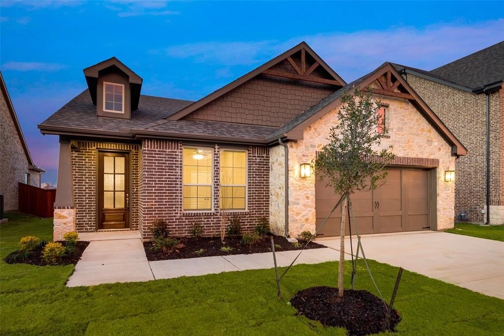 15116 Devonne Drive, Aledo, TX 76008, 3 Bedrooms Bedrooms, ,2 BathroomsBathrooms,Residential,For Sale,15116 Devonne Drive,20737205