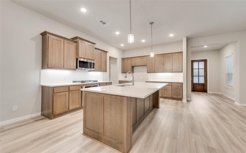 15116 Devonne Drive, Aledo, TX 76008, 3 Bedrooms Bedrooms, ,2 BathroomsBathrooms,Residential,For Sale,15116 Devonne Drive,20737205