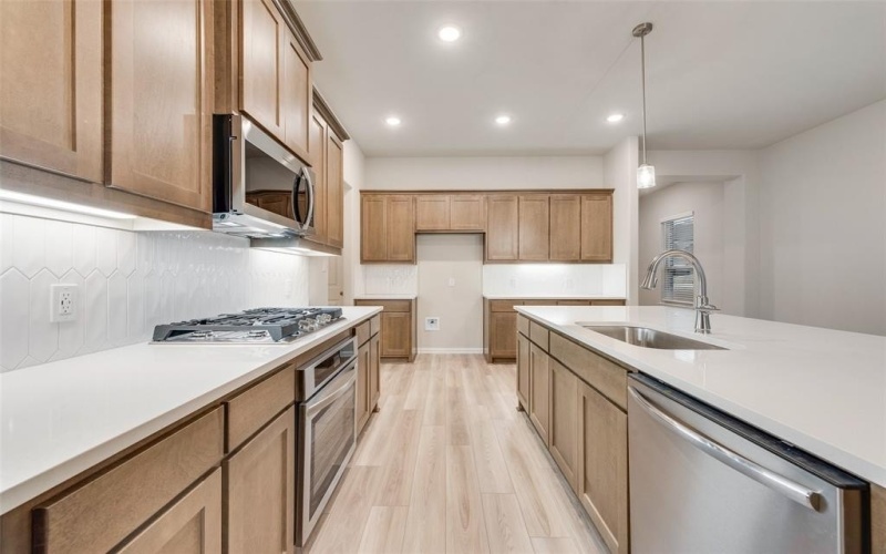 15116 Devonne Drive, Aledo, TX 76008, 3 Bedrooms Bedrooms, ,2 BathroomsBathrooms,Residential,For Sale,15116 Devonne Drive,20737205