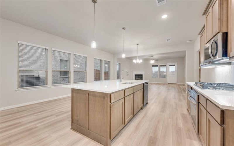 15116 Devonne Drive, Aledo, TX 76008, 3 Bedrooms Bedrooms, ,2 BathroomsBathrooms,Residential,For Sale,15116 Devonne Drive,20737205
