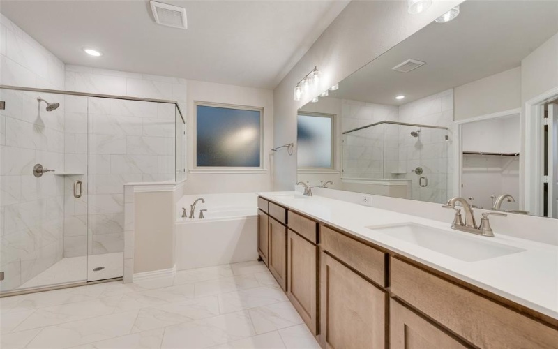 15116 Devonne Drive, Aledo, TX 76008, 3 Bedrooms Bedrooms, ,2 BathroomsBathrooms,Residential,For Sale,15116 Devonne Drive,20737205