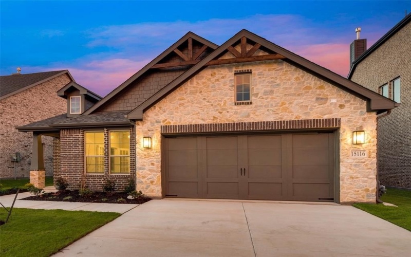 15116 Devonne Drive, Aledo, TX 76008, 3 Bedrooms Bedrooms, ,2 BathroomsBathrooms,Residential,For Sale,15116 Devonne Drive,20737205