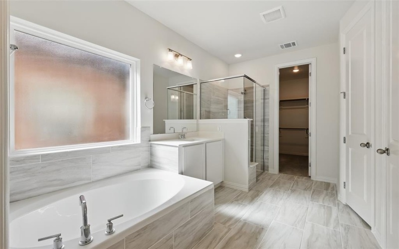 5036 Water Lily Lane, Fort Worth, TX 76036, 4 Bedrooms Bedrooms, ,3 BathroomsBathrooms,Residential,For Sale,5036 Water Lily Lane,20748499