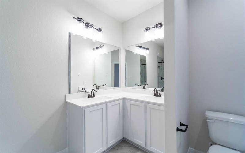 2408 Hollyhill Way, Sherman, TX 75092, 3 Bedrooms Bedrooms, ,2 BathroomsBathrooms,Residential,For Sale,2408 Hollyhill Way,20737259