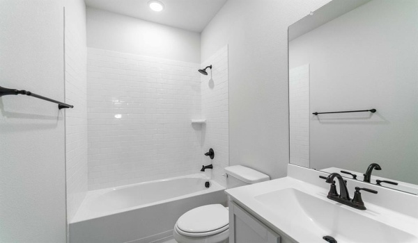2408 Hollyhill Way, Sherman, TX 75092, 3 Bedrooms Bedrooms, ,2 BathroomsBathrooms,Residential,For Sale,2408 Hollyhill Way,20737259