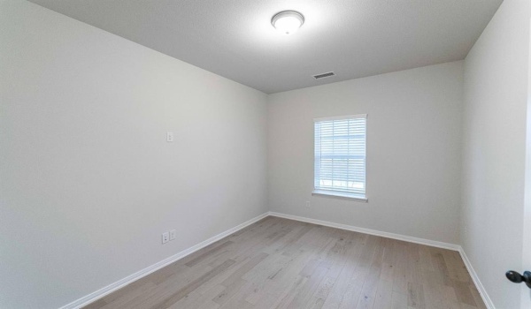 2408 Hollyhill Way, Sherman, TX 75092, 3 Bedrooms Bedrooms, ,2 BathroomsBathrooms,Residential,For Sale,2408 Hollyhill Way,20737259