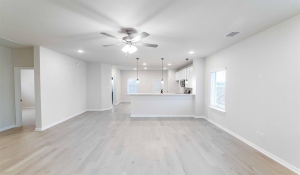 2408 Hollyhill Way, Sherman, TX 75092, 3 Bedrooms Bedrooms, ,2 BathroomsBathrooms,Residential,For Sale,2408 Hollyhill Way,20737259