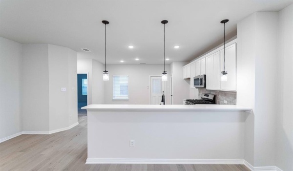 2408 Hollyhill Way, Sherman, TX 75092, 3 Bedrooms Bedrooms, ,2 BathroomsBathrooms,Residential,For Sale,2408 Hollyhill Way,20737259