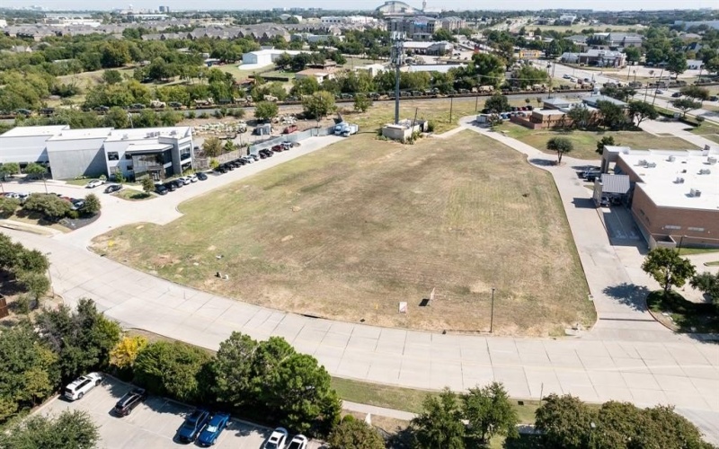 4242 Marsh Ridge Road, Carrollton, TX 75010, ,Commercial Sale,For Sale,4242 Marsh Ridge Road,20737325