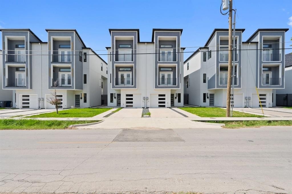 2507 Crossman Avenue, Dallas, TX 75212, 4 Bedrooms Bedrooms, ,5 BathroomsBathrooms,Residential,For Sale,2507 Crossman Avenue,20748677